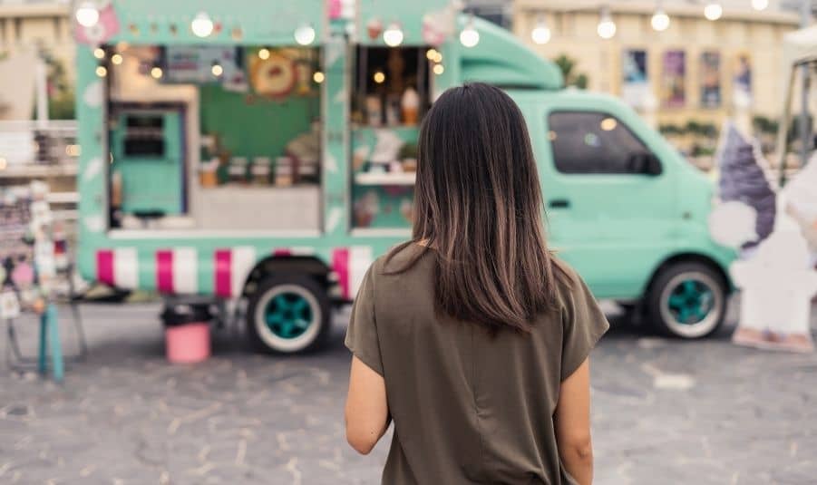 Read more about the article Money-Making Mobile Business Ideas