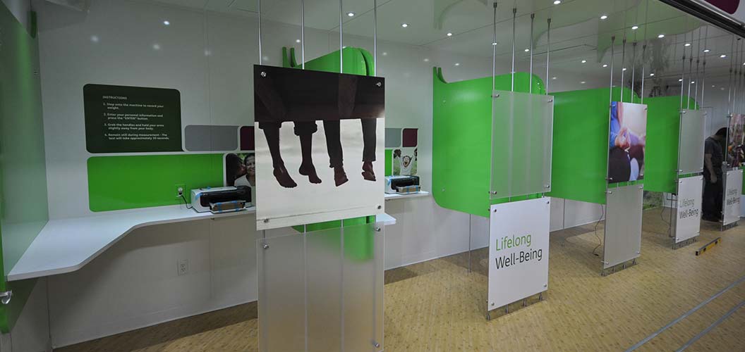 custom healthcare 53' trailers